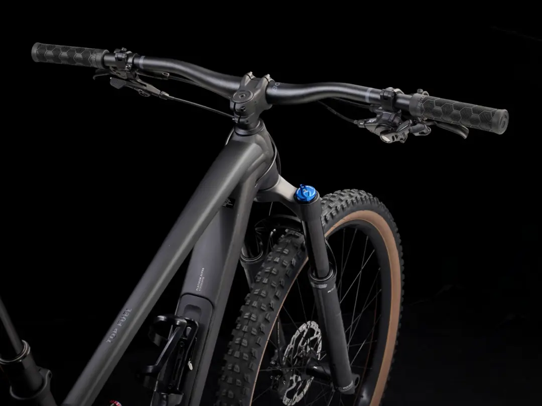 Trek Top Fuel 8 Gen 4 matte dark web - Image 4